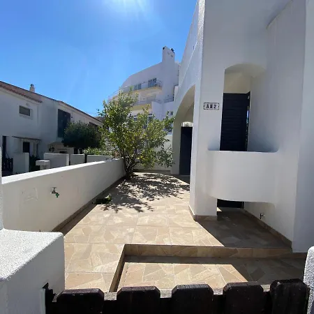 Vila Da Oura *