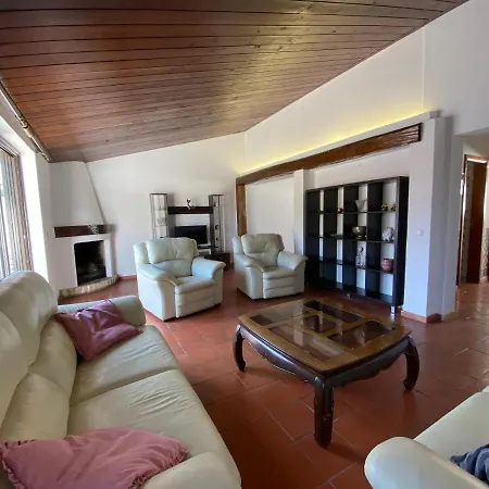 Da Oura Villa *